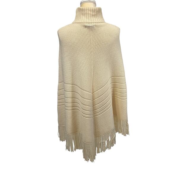 Banana Republic Cream Turtleneck Poncho - Picture 3 of 6